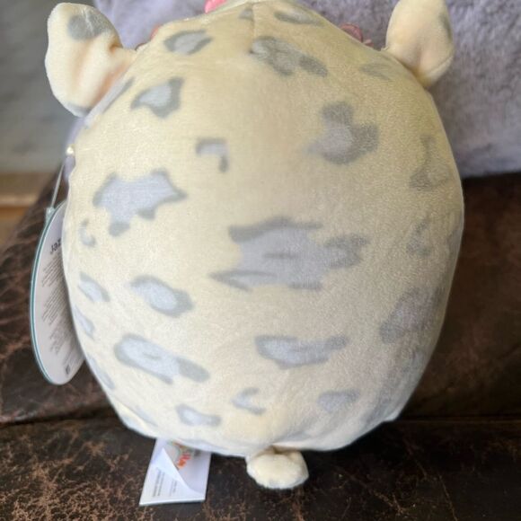 Squishmallows Rosie the Pig 8” Plush - Picture 2 of 6